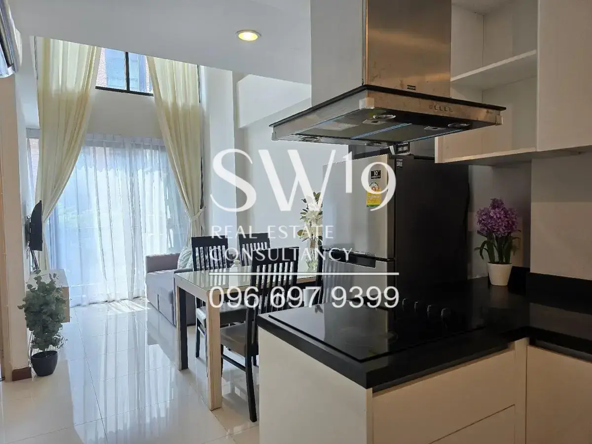 Le Cote Thonglor 8 (JJ1763)