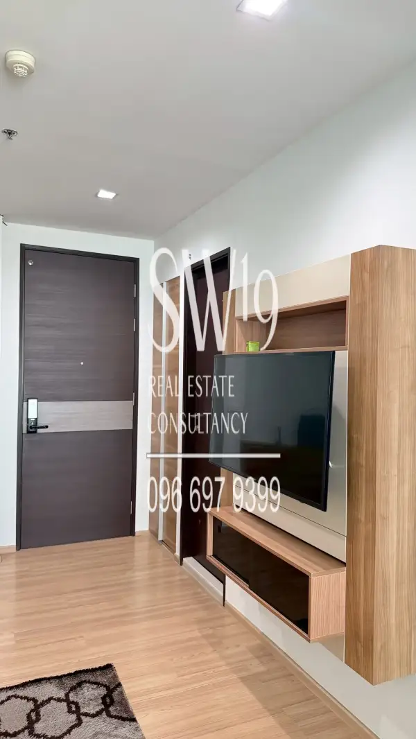 RHYTHM Sathorn (JJ1809)