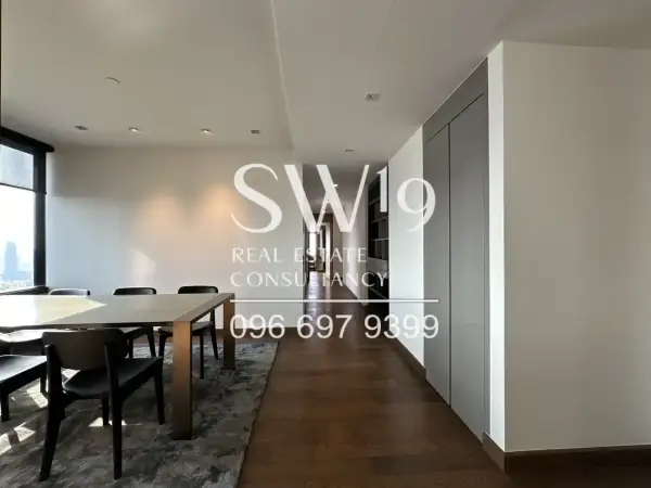 M Silom (JJ1857) - 5