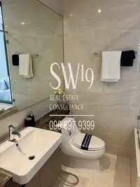 Ashton Silom (JJ2048) - 14