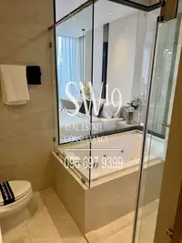 Ashton Silom (JJ2048) - 15