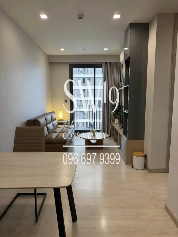M Thonglor 10 (JJ1424) - 3