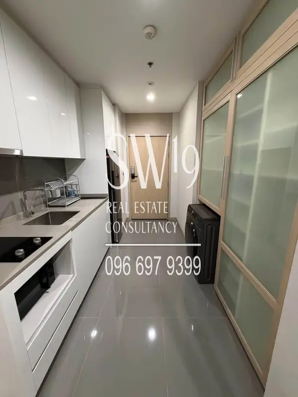 M Thonglor 10 (JJ1424) - 5