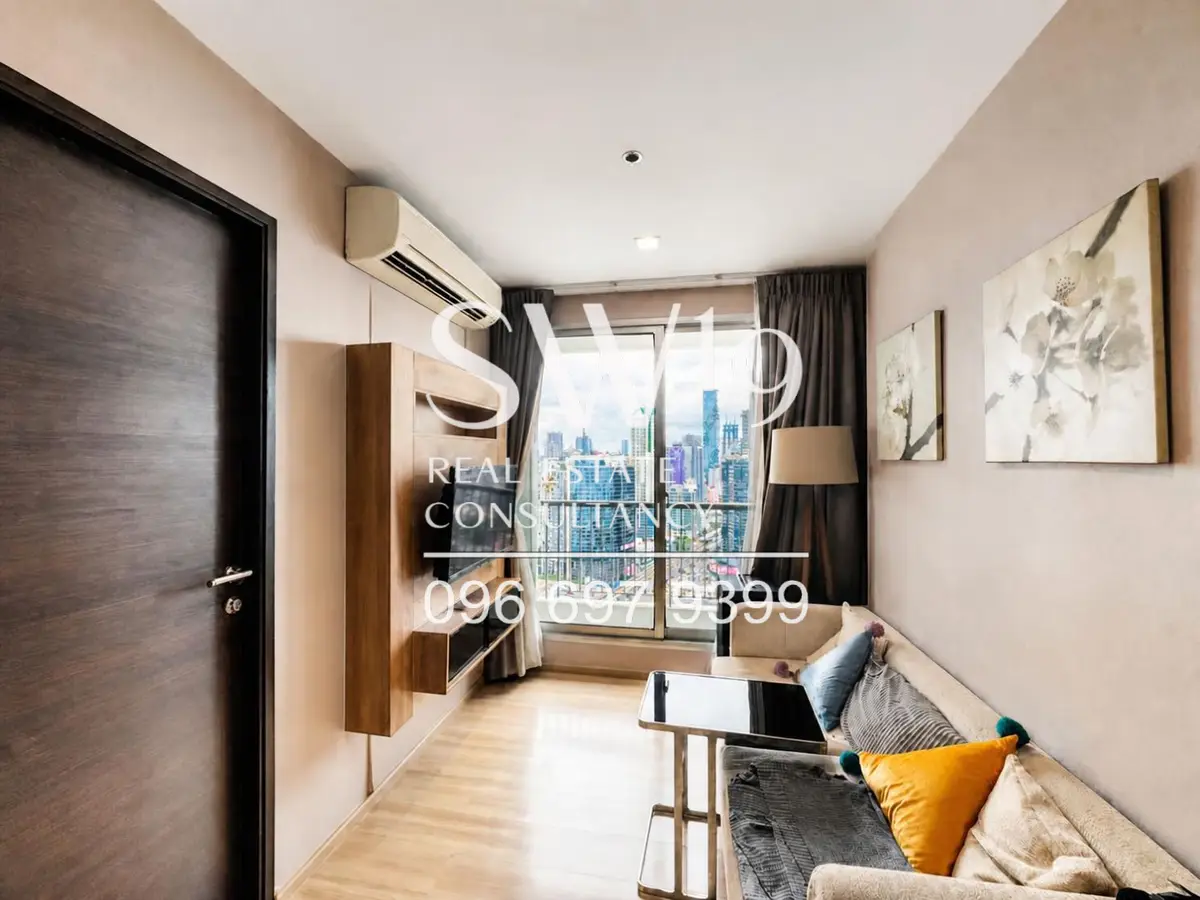 Rhythm Sathorn (JJ2087)