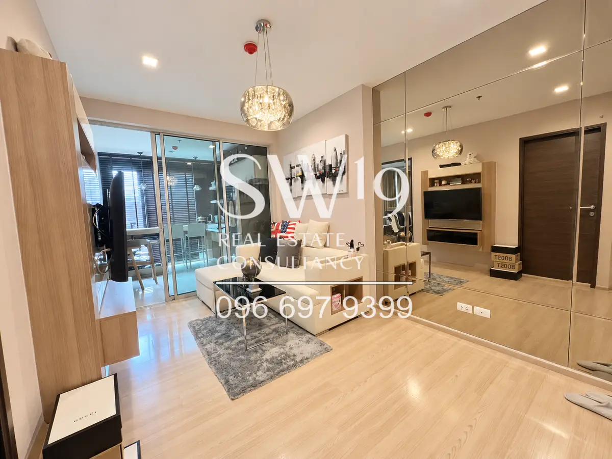 Rhythm Sathorn (JJ2118)