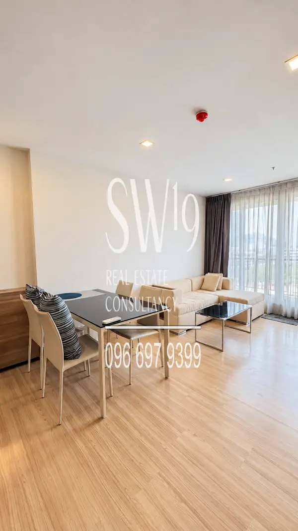 Rhythm Sathorn (JJ2134) - 2