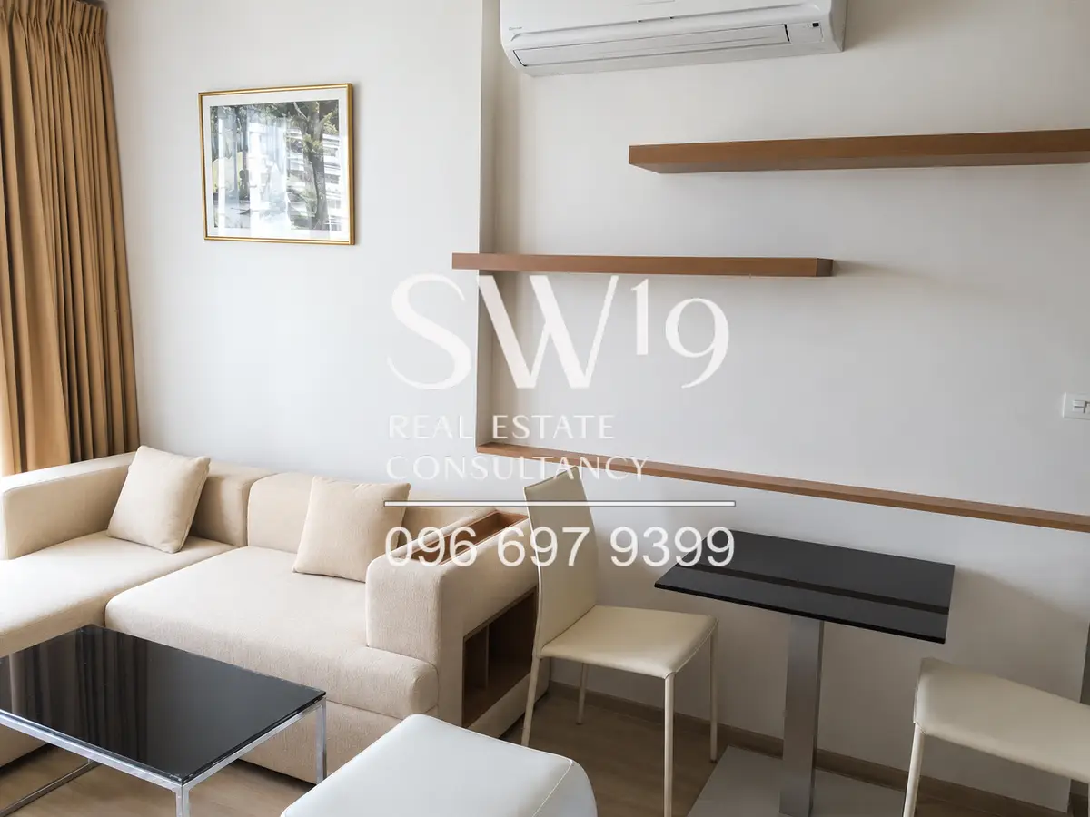 Rhythm Sathorn (JJ2135)