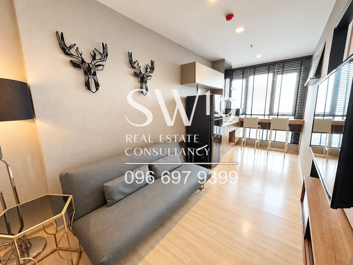 Rhythm Sathorn (JJ2146)