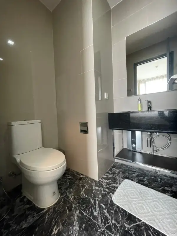 Edge Sukhumvit 23 (JJ0951) - 5