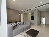 เอ็ม สีลม (JJ0893) - 2
