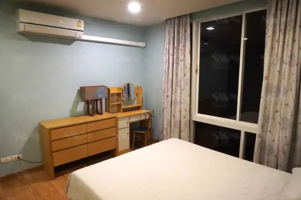 ดิ แอลโคฟ 49 (JJ0986) - 3