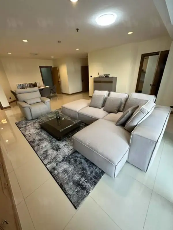 Fifty Fifth Tower Thonglor (JJ1006)