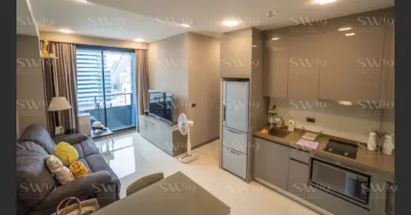M Silom (JJ0913)