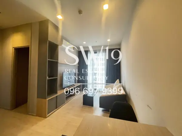 M Thonglor 10 (JJ1171) - 2