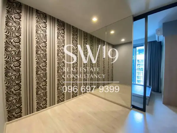 M Thonglor 10 (JJ0773) - 2