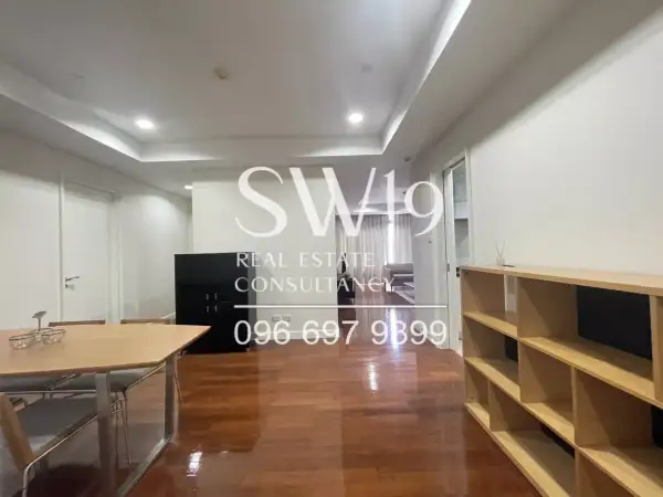 Hampton Thonglor 10 (JJ1383) - 2