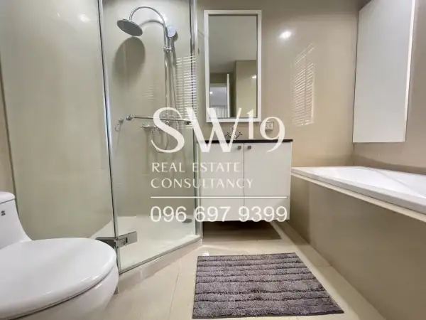 Hampton Thonglor 10 (JJ1383) - 4