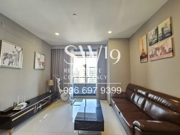 M Silom (JJ0863)